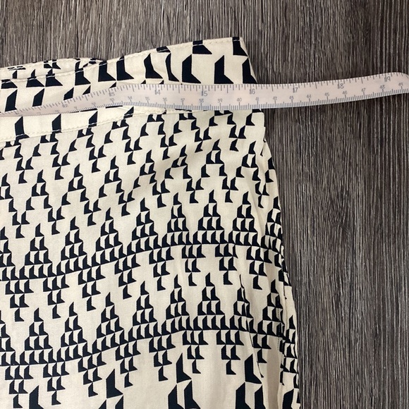 Zara flowy ecru and black pants, sz large - Picture 5 of 12